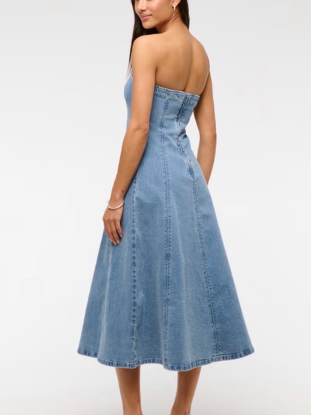 Abercrombie & Fitch Strapless Light Wash Denim Midi Dress - Picture 2 of 6